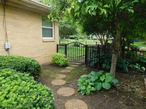 5602 Primrose Avenue Indianapolis IN 46220