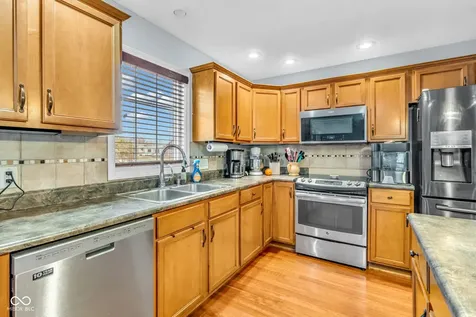 5243 Chloe Lane Seymour IN 47274