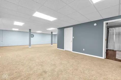 5243 Chloe Lane Seymour IN 47274