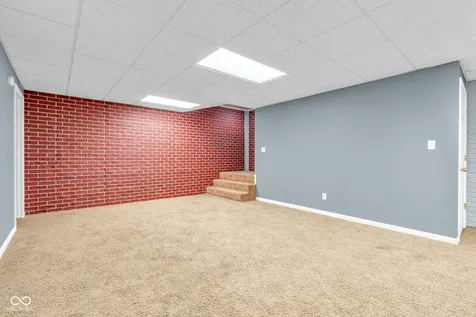 5243 Chloe Lane Seymour IN 47274