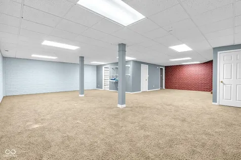 5243 Chloe Lane Seymour IN 47274