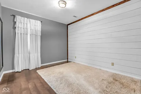 5243 Chloe Lane Seymour IN 47274