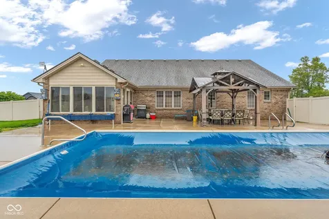 5243 Chloe Lane Seymour IN 47274