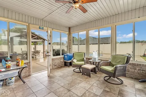 5243 Chloe Lane Seymour IN 47274