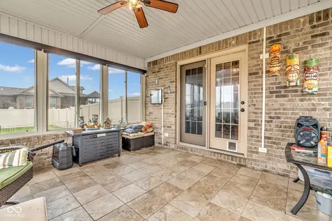 5243 Chloe Lane Seymour IN 47274