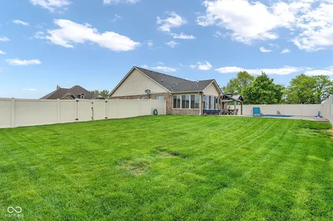 5243 Chloe Lane Seymour IN 47274