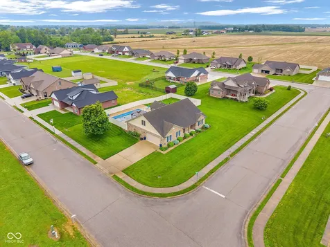 5243 Chloe Lane Seymour IN 47274