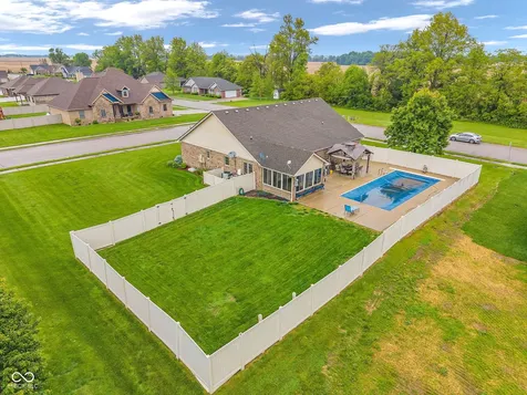5243 Chloe Lane Seymour IN 47274