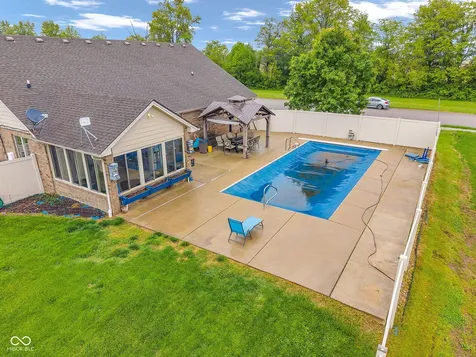 5243 Chloe Lane Seymour IN 47274