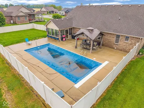 5243 Chloe Lane Seymour IN 47274