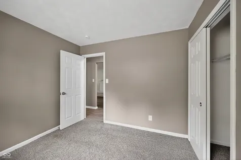 5511 Laurel Hall Drive Indianapolis IN 46226