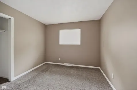 5511 Laurel Hall Drive Indianapolis IN 46226