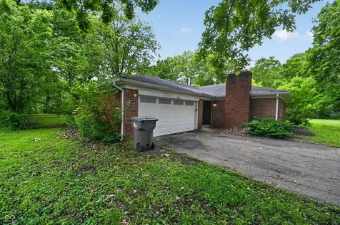 5511 Laurel Hall Drive Indianapolis IN 46226