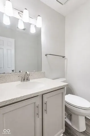 9350 Golden Leaf Way Indianapolis IN 46260