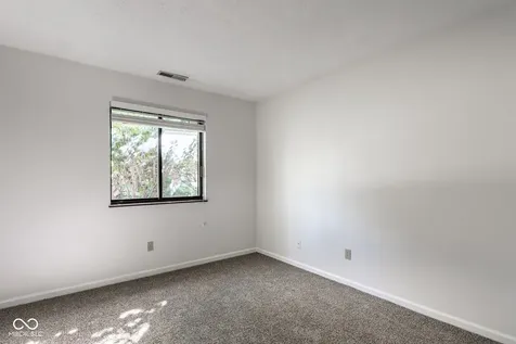 9350 Golden Leaf Way Indianapolis IN 46260