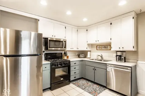 829 Willark Drive New Whiteland IN 46184