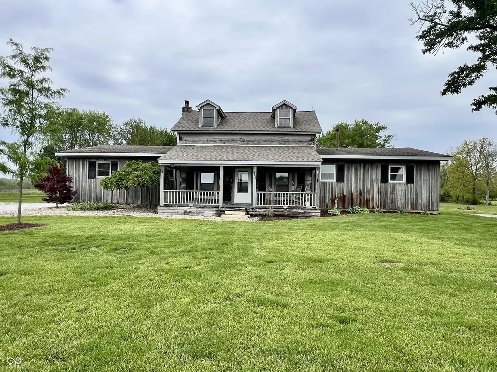 4296 E 100 N Shelbyville IN 46176