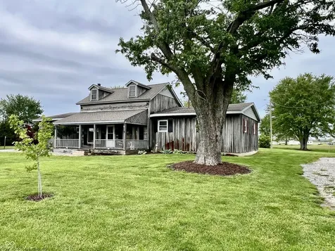 4296 E 100 N Shelbyville IN 46176