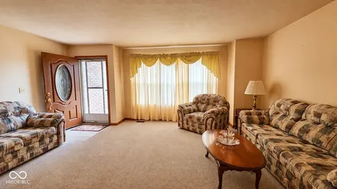 210 Bishop Drive Seymour IN 47274