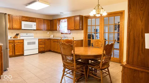 210 Bishop Drive Seymour IN 47274