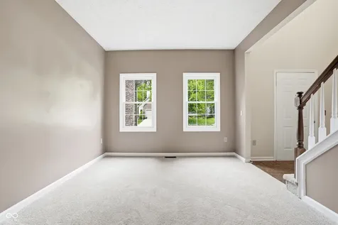 5133 Robinsrock Way Indianapolis IN 46268
