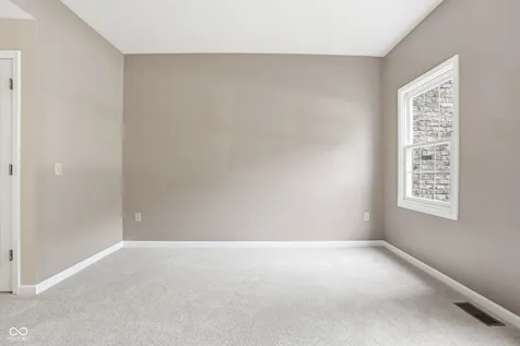 5133 Robinsrock Way Indianapolis IN 46268