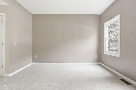 5133 Robinsrock Way Indianapolis IN 46268