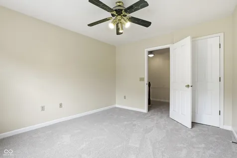 5133 Robinsrock Way Indianapolis IN 46268