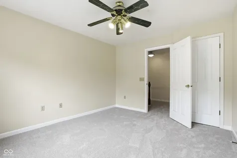 5133 Robinsrock Way Indianapolis IN 46268