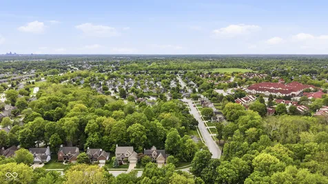 5133 Robinsrock Way Indianapolis IN 46268