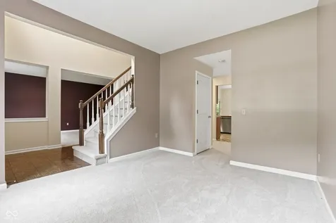 5133 Robinsrock Way Indianapolis IN 46268