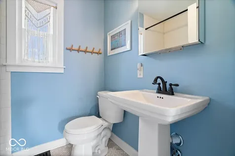 3868 Ruckle Street Indianapolis IN 46205