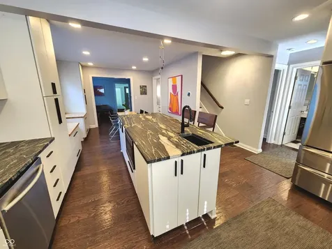 6167 Guilford Avenue Indianapolis IN 46220