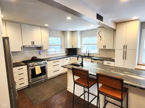 6167 Guilford Avenue Indianapolis IN 46220