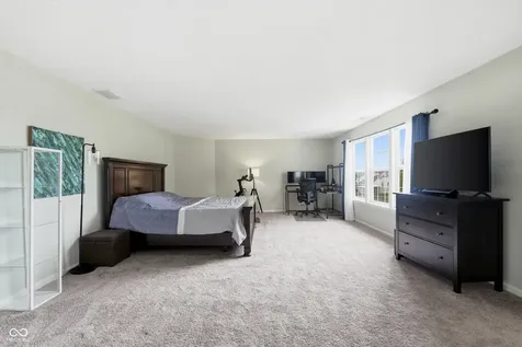 3915 Rosefinch Circle Indianapolis IN 46228