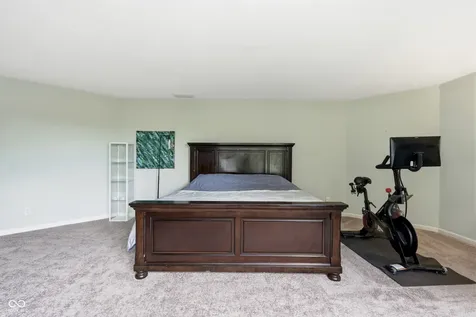 3915 Rosefinch Circle Indianapolis IN 46228