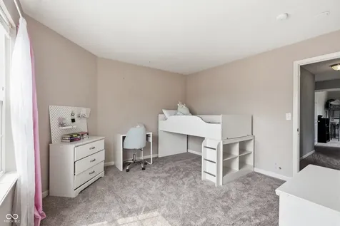 3915 Rosefinch Circle Indianapolis IN 46228