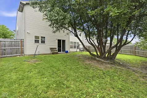 3915 Rosefinch Circle Indianapolis IN 46228