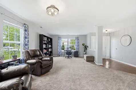 3915 Rosefinch Circle Indianapolis IN 46228