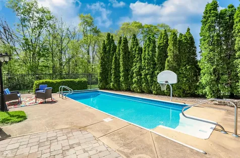 2978 Stone Creek Drive Zionsville IN 46077