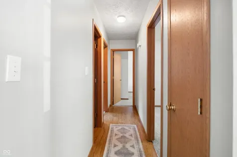 170 Midway Court S Hope IN 47246
