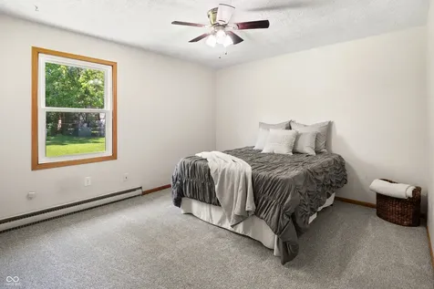 170 Midway Court S Hope IN 47246