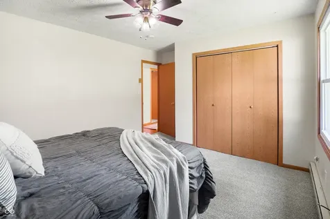 170 Midway Court S Hope IN 47246