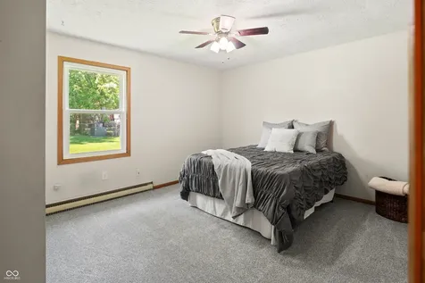 170 Midway Court S Hope IN 47246