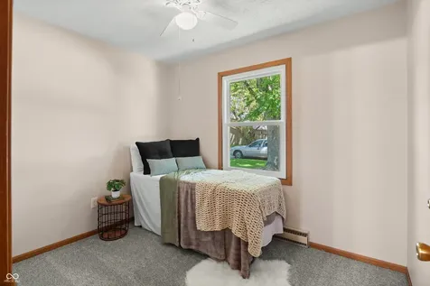 170 Midway Court S Hope IN 47246