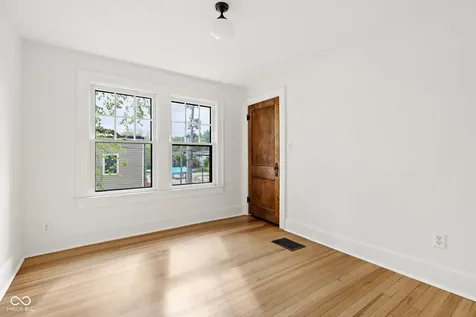 649 E 49th Street Indianapolis IN 46205