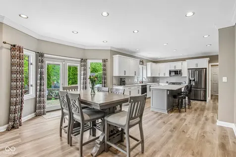 152 Derbyshire Drive Indianapolis IN 46229