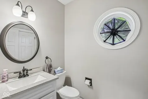 152 Derbyshire Drive Indianapolis IN 46229