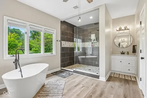 152 Derbyshire Drive Indianapolis IN 46229