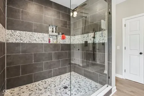 152 Derbyshire Drive Indianapolis IN 46229